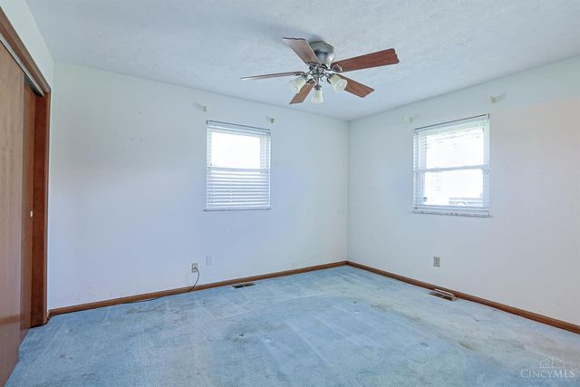 5665 River Road, Fairfield, OH 45014