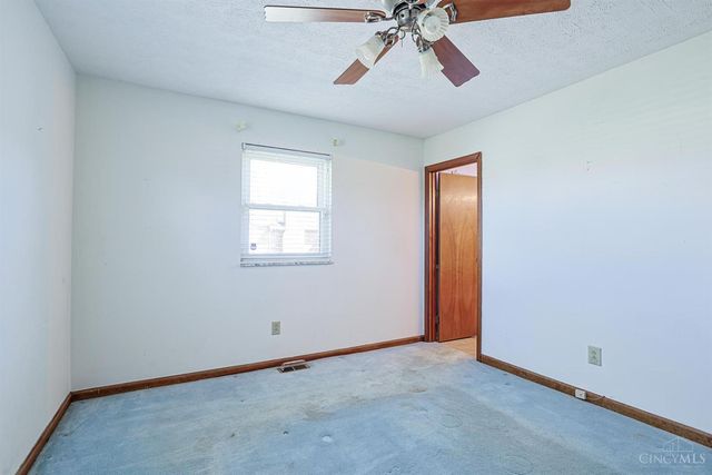 5665 River Road, Fairfield, OH 45014