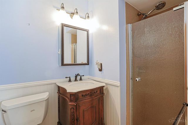 5665 River Road, Fairfield, OH 45014