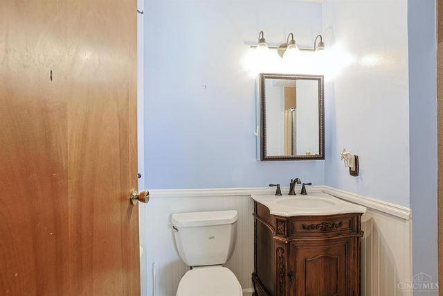 5665 River Road, Fairfield, OH 45014