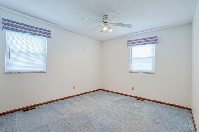 5665 River Road, Fairfield, OH 45014