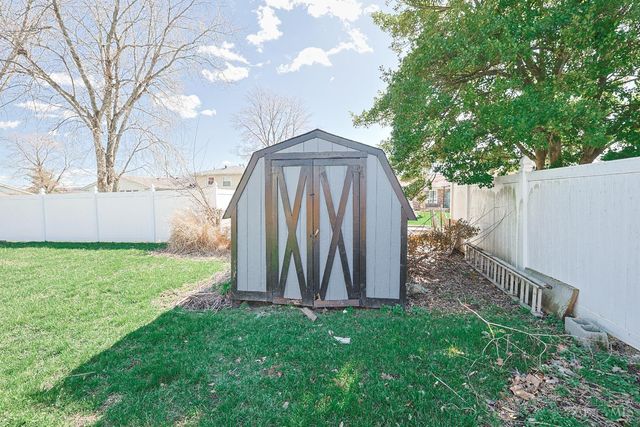 5665 River Road, Fairfield, OH 45014