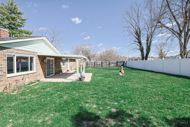 5665 River Road, Fairfield, OH 45014
