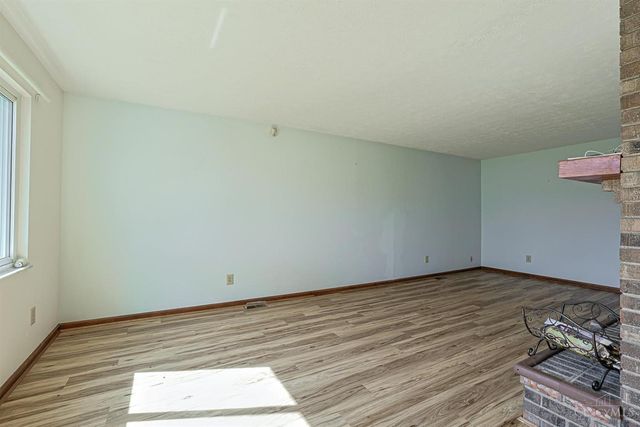 5665 River Road, Fairfield, OH 45014