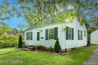 1305 Collegewood Street, Ypsilanti, MI 48197