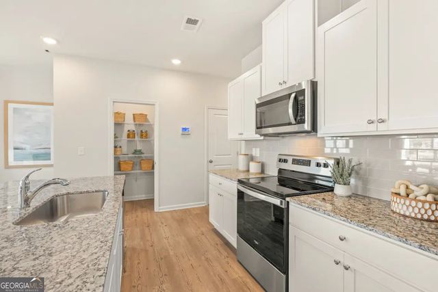 967 Sutherland Lane 128, Lawrenceville, GA 30043