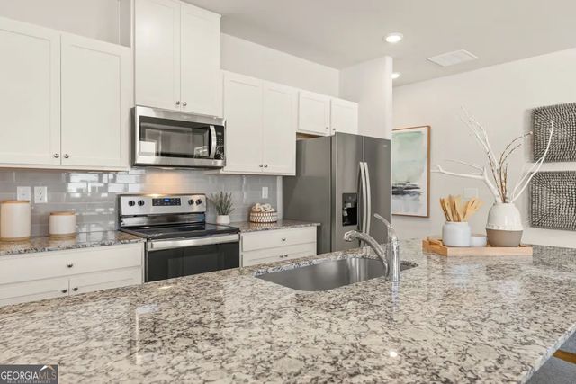 967 Sutherland Lane 128, Lawrenceville, GA 30043