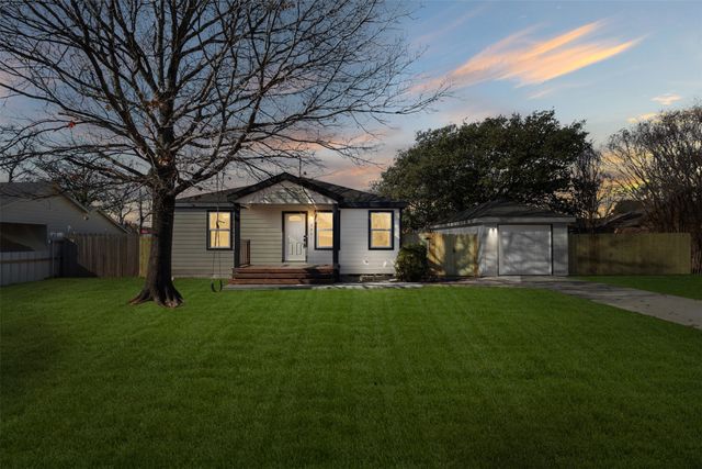 3921 Sheraton Drive, Dallas, TX 75227