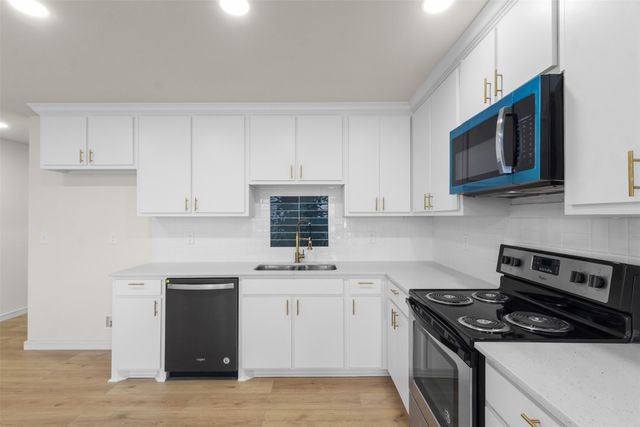 3921 Sheraton Drive, Dallas, TX 75227