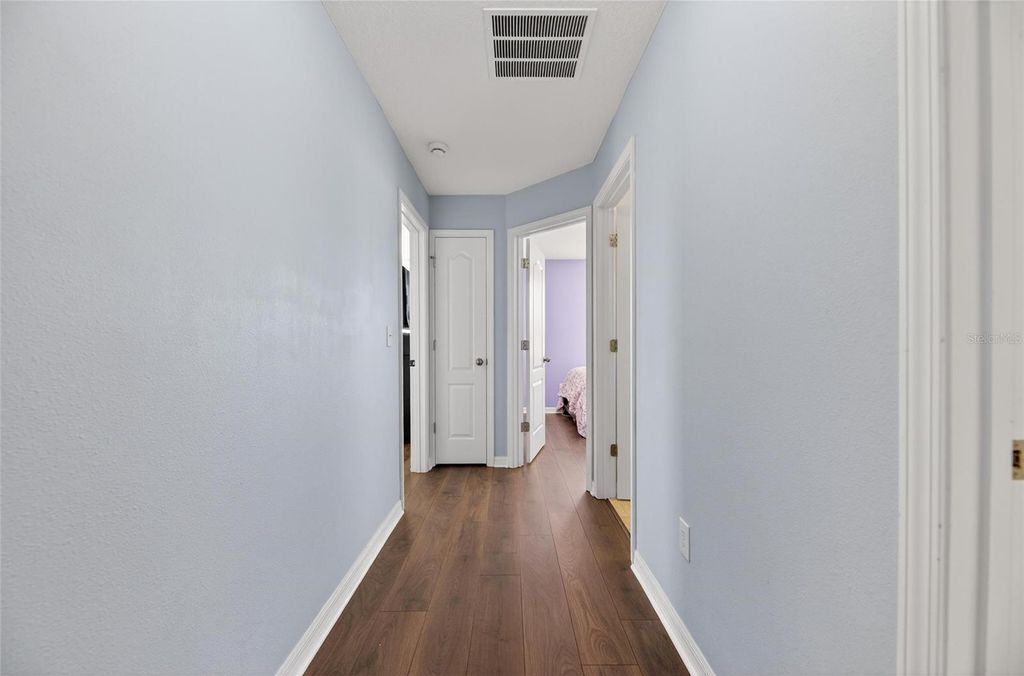 Image 27 of property listing at 1504 TRAILWATER STREET, Ruskin, FL 33570