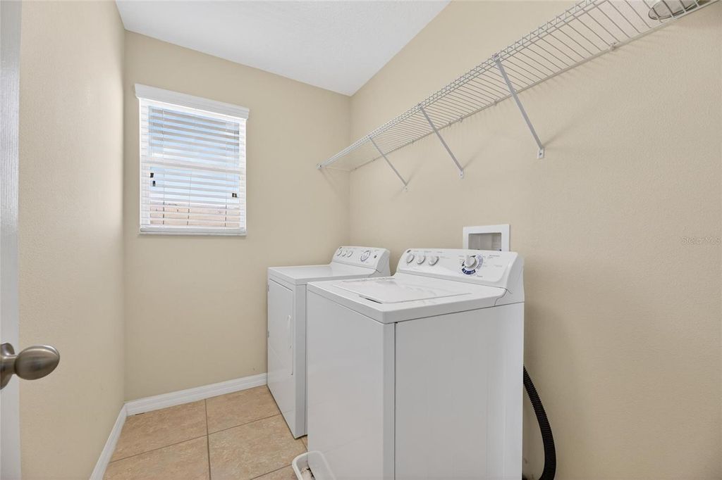 Image 36 of property listing at 1504 TRAILWATER STREET, Ruskin, FL 33570