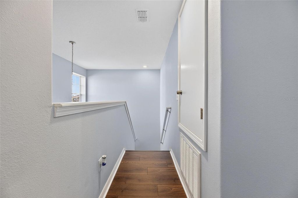 Image 37 of property listing at 1504 TRAILWATER STREET, Ruskin, FL 33570