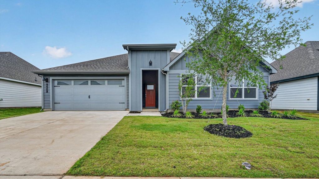 1416 CANTERBURY Trail, Desoto, TX 75115