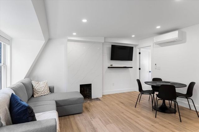 6 Goodwin Place 4, Boston, MA 02114