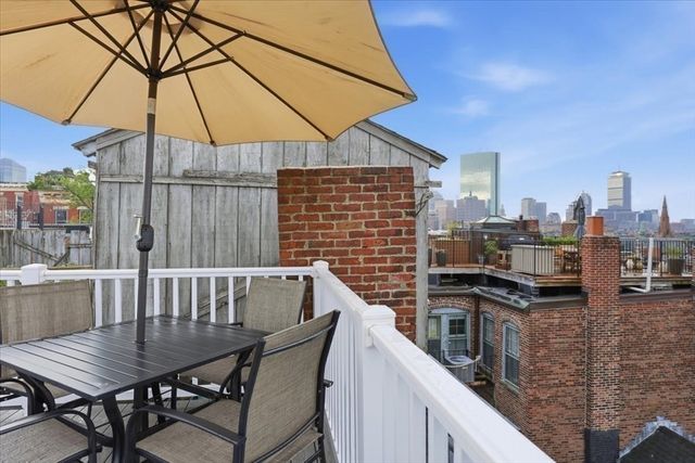 6 Goodwin Place 4, Boston, MA 02114