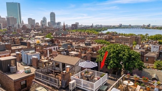 6 Goodwin Place 4, Boston, MA 02114