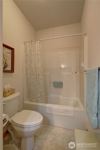 71 E Madrona Lane, Union, WA 98592