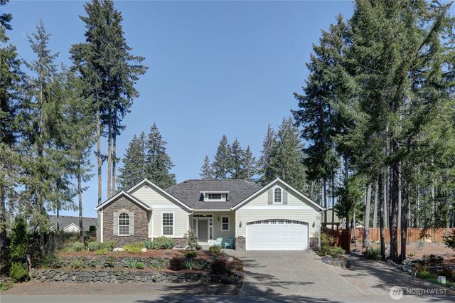71 E Madrona Lane, Union, WA 98592