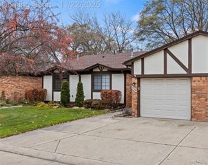 25029 Joanne Smith Drive, Warren, MI 48091