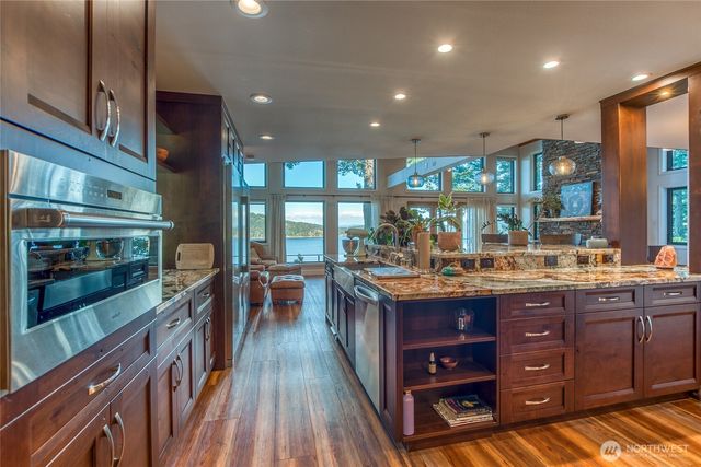 260 Grey Havens Loop, Orcas Island, WA 98280