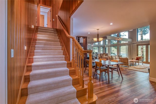 260 Grey Havens Loop, Orcas Island, WA 98280