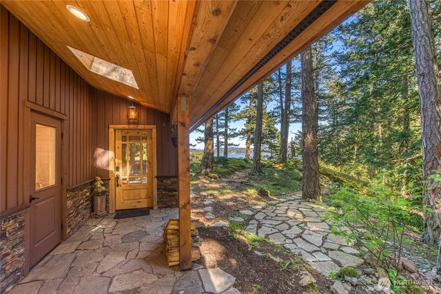 260 Grey Havens Loop, Orcas Island, WA 98280