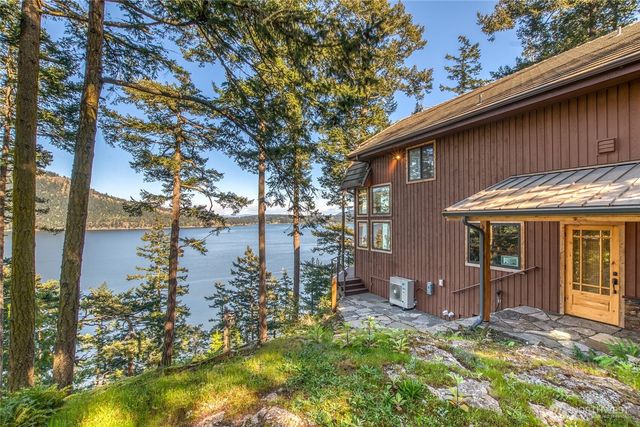 260 Grey Havens Loop, Orcas Island, WA 98280