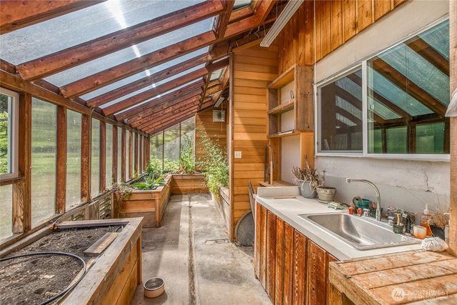 260 Grey Havens Loop, Orcas Island, WA 98280