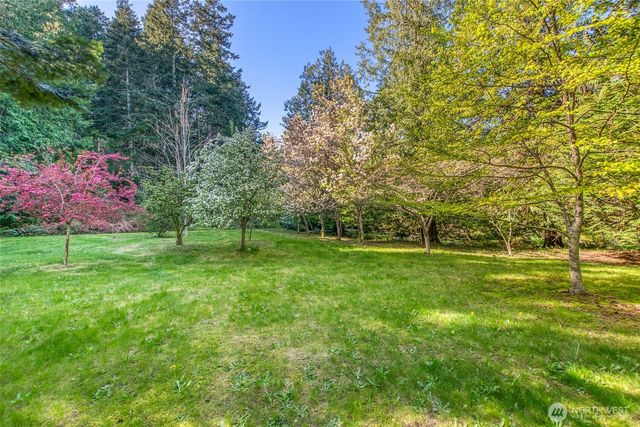 260 Grey Havens Loop, Orcas Island, WA 98280