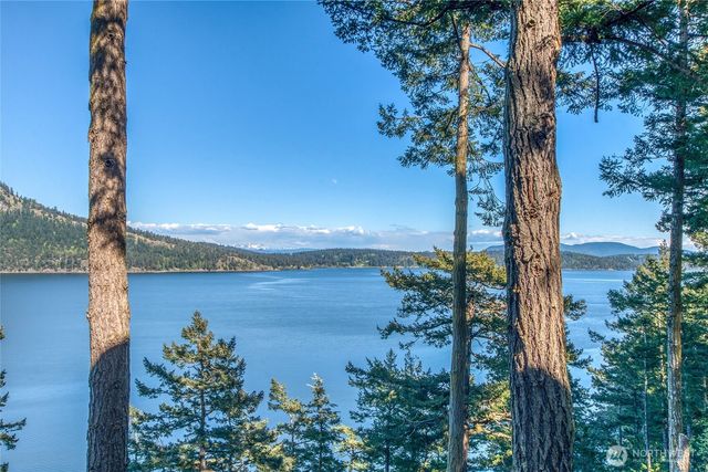 260 Grey Havens Loop, Orcas Island, WA 98280