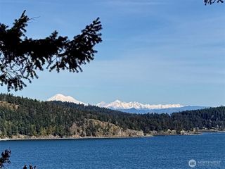 260 Grey Havens Loop, Orcas Island, WA 98280