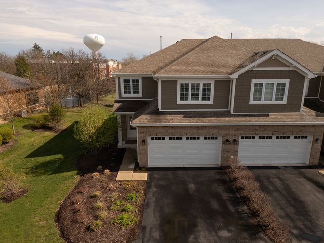 12420 Lacey Drive, Lemont, IL 60439