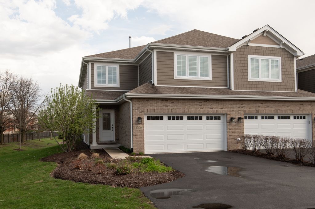 12420 Lacey Drive, Lemont, IL 60439