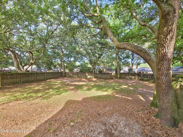 1508 Deer Street, Ocean Springs, MS 39564