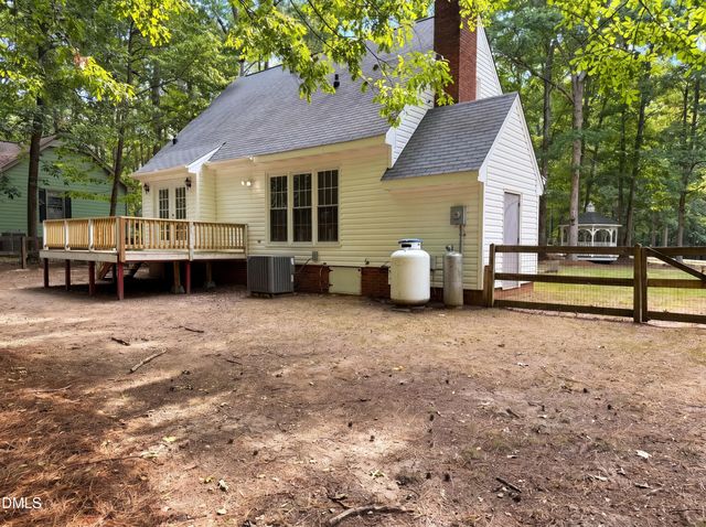 2408 White Oak Circle, Clayton, NC 27520