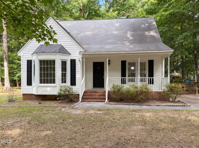 2408 White Oak Circle, Clayton, NC 27520