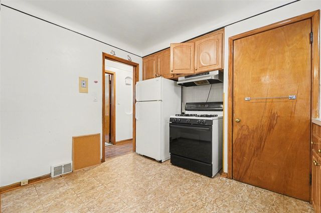 10827 Bonita Street, Detroit, MI 48224