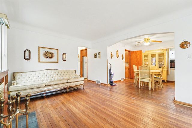 10827 Bonita Street, Detroit, MI 48224