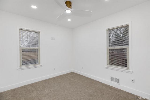 12519 Maiden Street, Detroit, MI 48213