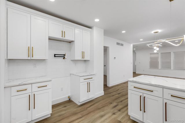 12519 Maiden Street, Detroit, MI 48213