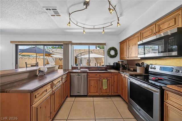 3209 Kinsale Court, Las Vegas, NV 89121