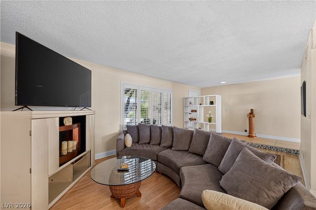 3209 Kinsale Court, Las Vegas, NV 89121