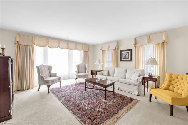 254 Peace Haven Road, Winston-salem, NC 27104