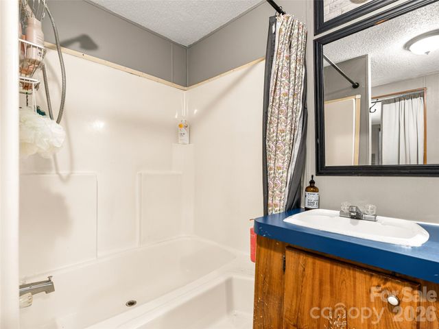 474 Rose Hill Road, Asheville, NC 28803