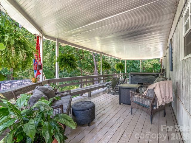 474 Rose Hill Road, Asheville, NC 28803