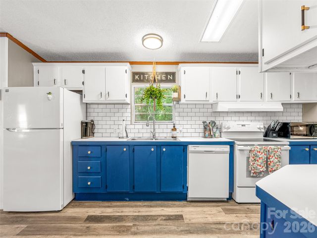 474 Rose Hill Road, Asheville, NC 28803