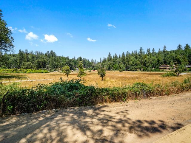 4872 Squaw Hallow Ct, Placerville, CA 95667