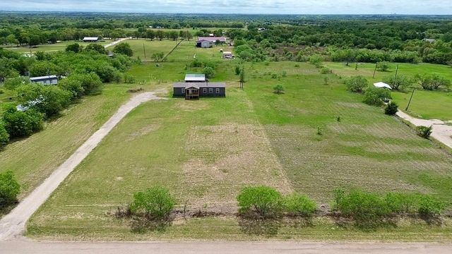 274 Sutherland Road, Axtell, TX 76624