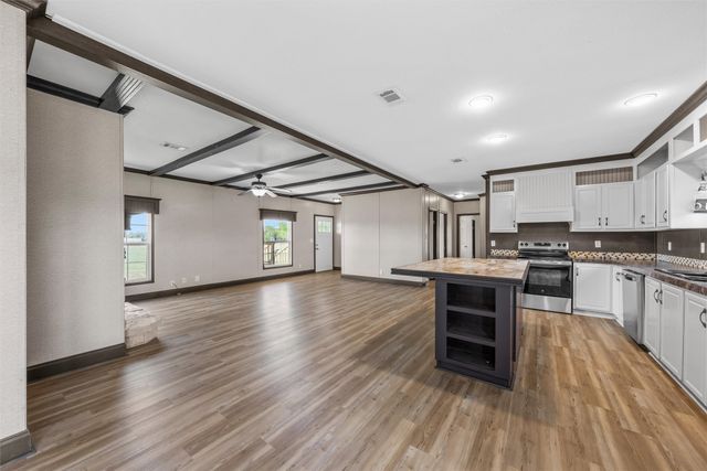 274 Sutherland Road, Axtell, TX 76624