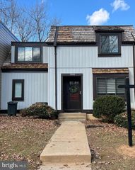 1546 SCANDIA CIR, Reston, VA 20190